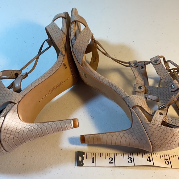 Vince Camuto Clara lace up shoe NWOT - Picture 7 of 10